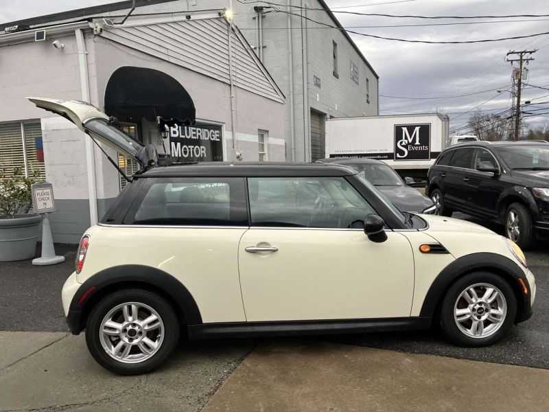 MINI Cooper Image 19