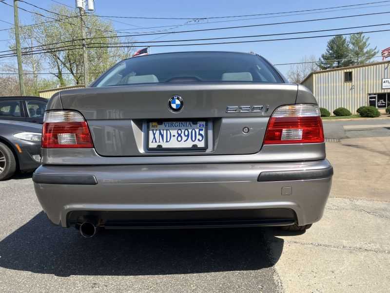 Bmw 5 Series Image 8